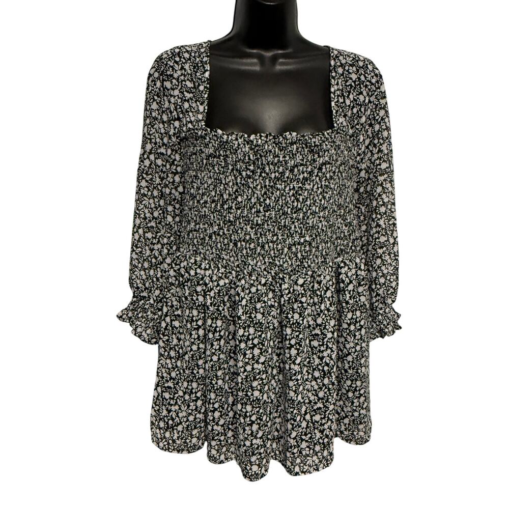 Torrid Smocked Long Sleeve Blouse Lined Black White Floral Size 2